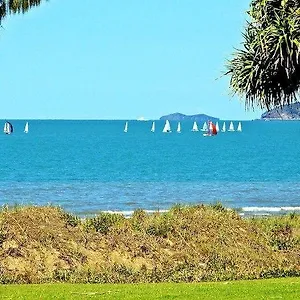 Driftwood And Holiday Units Yeppoon